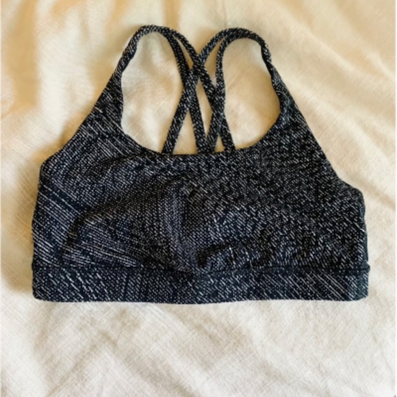 Lululemon Energy Sports Bra Size 8 - Picture 1 of 7